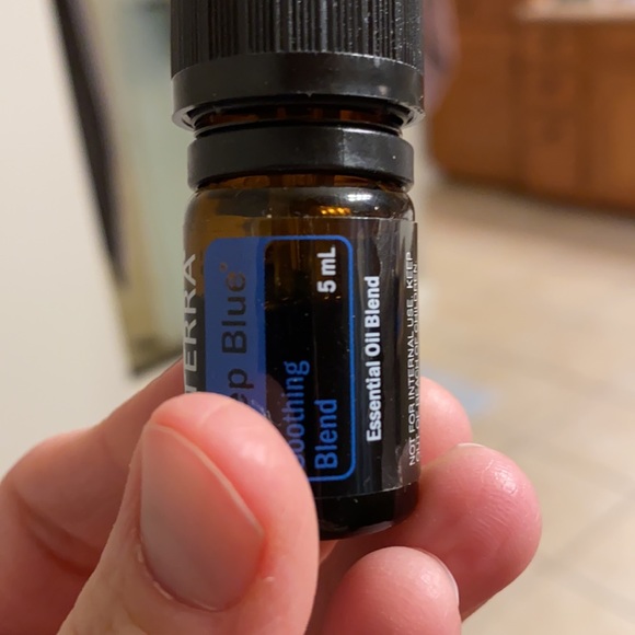 dōTERRA Deep Blue Soothing Blend - Picture 2 of 3